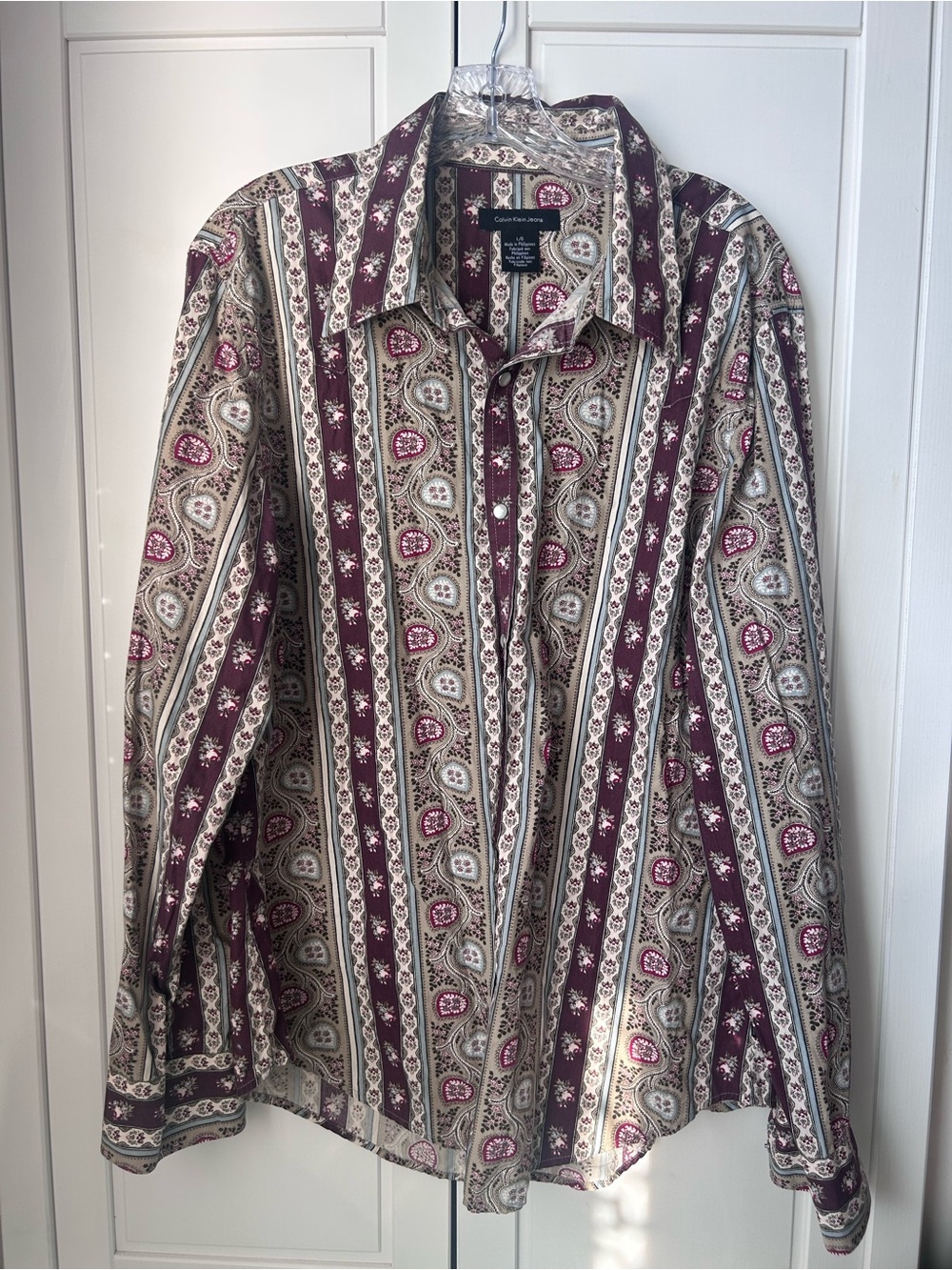 Calvin Klein Jeans Men’s Burgundy Paisley Pearl Snap Button-Up Shirt Jacket